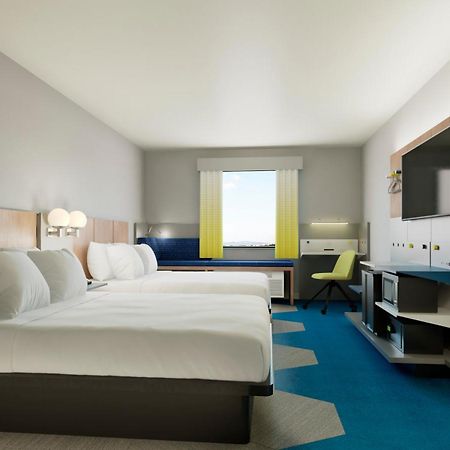 Microtel Inn Suites By Wyndham Lac-Mégantic Esterno foto