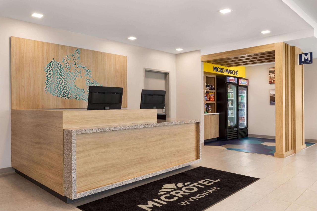 Microtel Inn Suites By Wyndham Lac-Mégantic Esterno foto